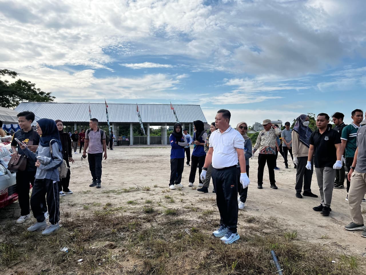 Effendi Ajak Masyarakat Tingkatkan Kepedulian Lingkungan