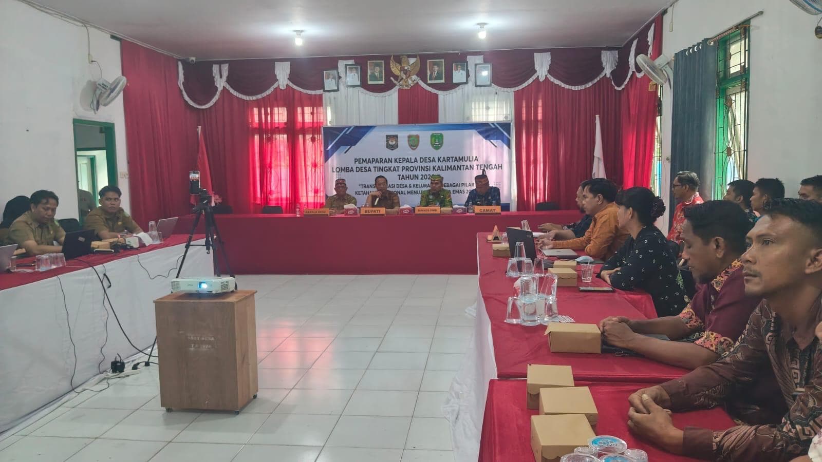 Bupati Sukamara Hadiri Pembukaan Pemaparan Lomba Desa