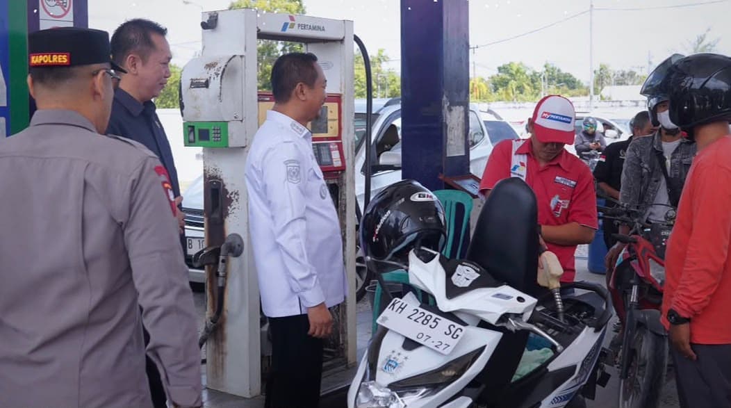 Bupati Tinjau Langsung Pelayanan SPBU Sukamara