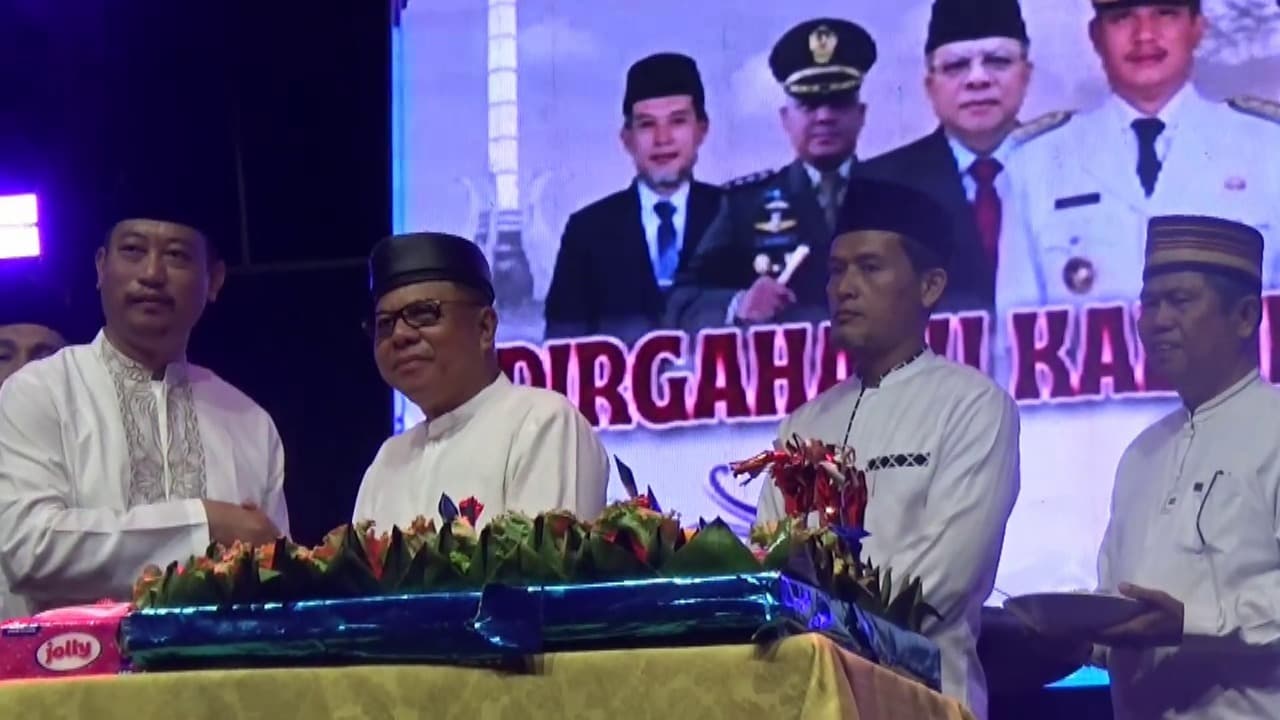 Malam Syukuran Hari Jadi Sukamara berlangsung khidmat