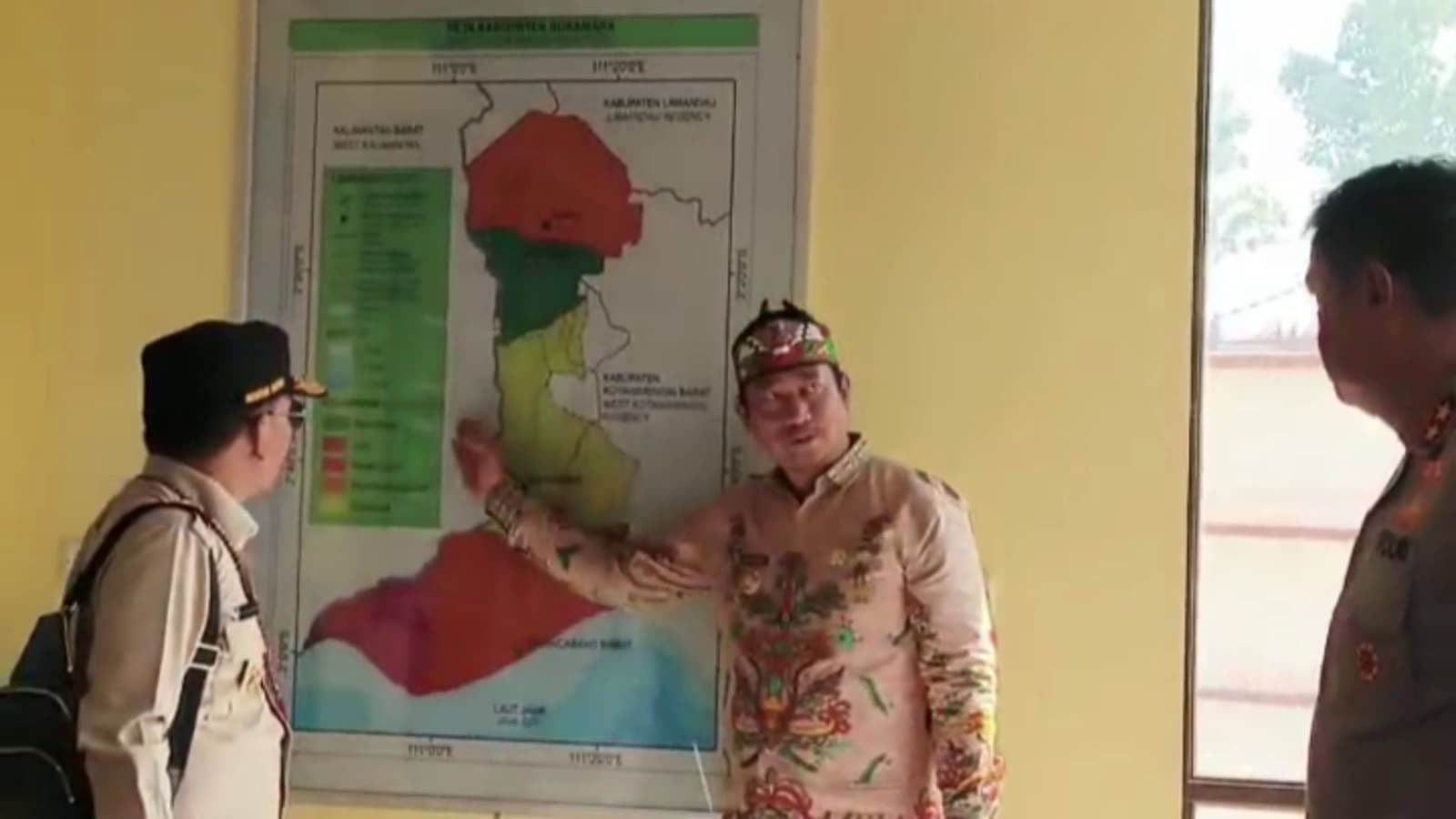 Gubernur Tinjau Posko Karhutla