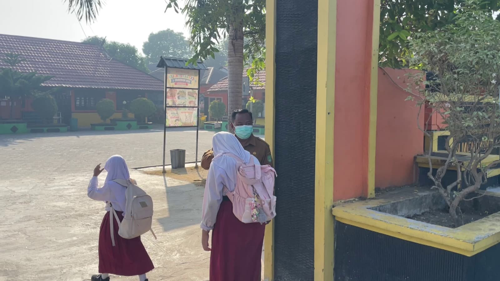 Kabut Asap, Sekolah Diminta Utamakan Kondisi Siswa