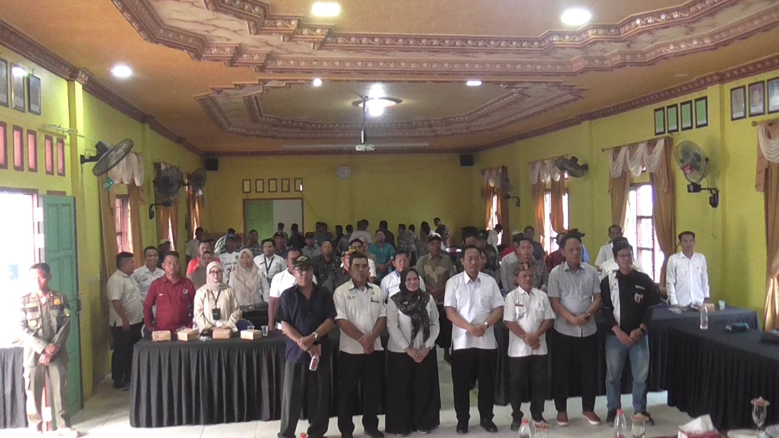 Warga Mengeluh Solar, Pemkab Berikan Langkah Solusi