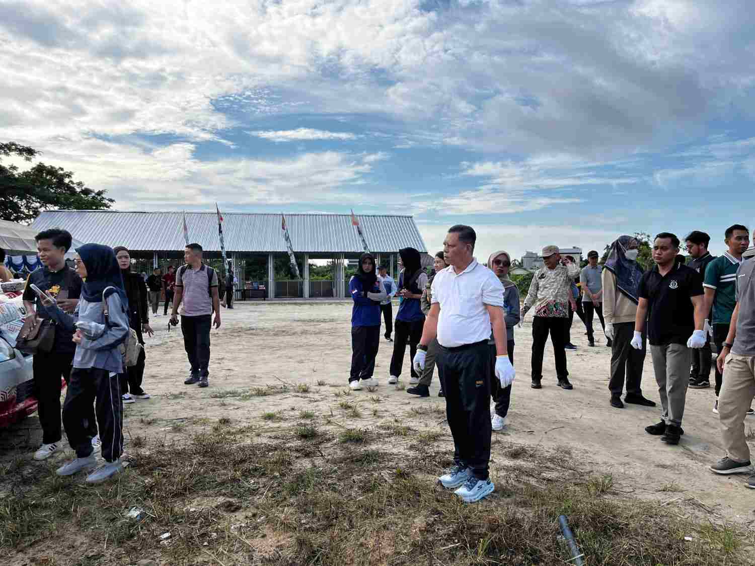 Tingkatkan Kepedulian Lingkungan