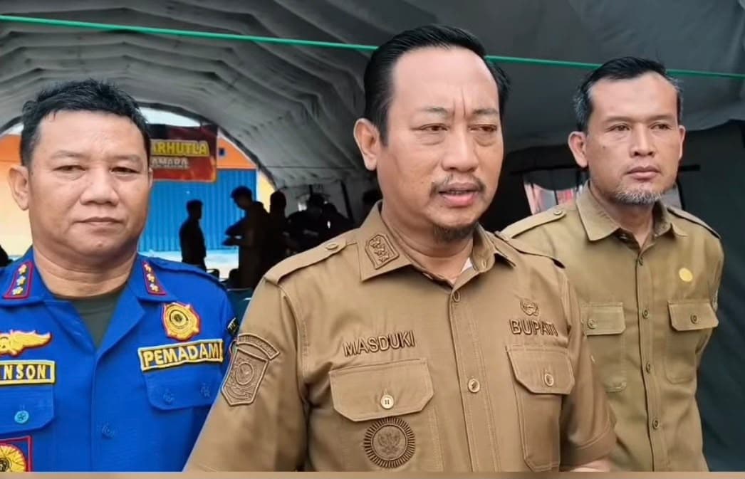 Truk Tangki Diserahkan ke Dua Dapil