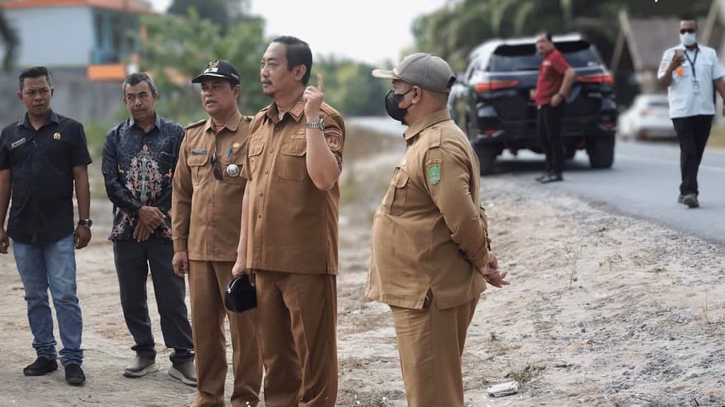 Bupati Tinjau Infrastruktur Jalan